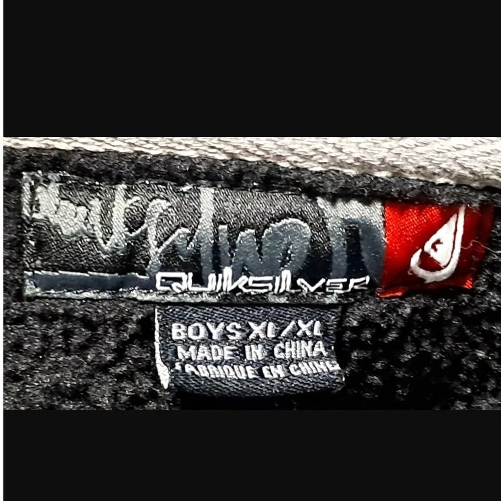 Quiksilver Zip Up Hoodie‎ Boys XL Vtg Y2K Gray Waffle Knit Sherpa Lined Graphic